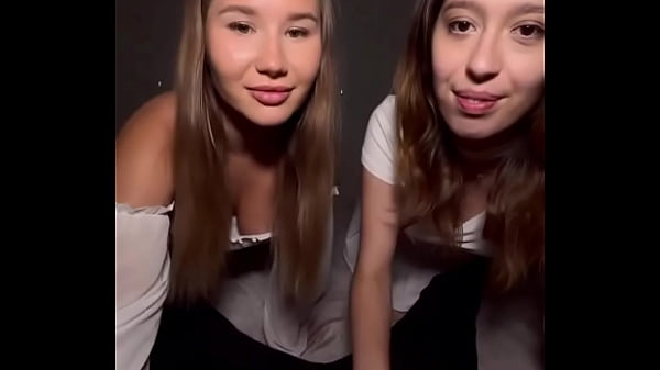 I think something is about to happen mia de vil xxx AmaliaDavisXXX  