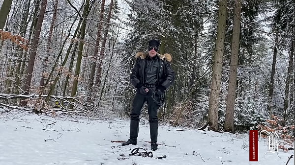 DOWN PIG OPEN YOUR MOUTH 