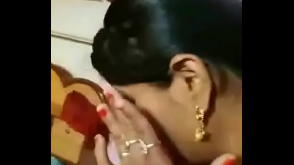 Desi sexy village bhabhi first night suhagrat bajuwalle k sath