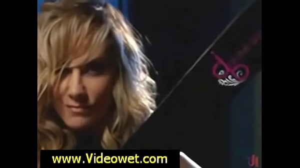 Dominatrix Squirts All Over Black Slave