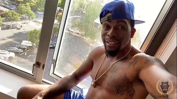 Redhead MILF Alert! Rome Major Stretches Sexy Vanessa's Mature Cunt!