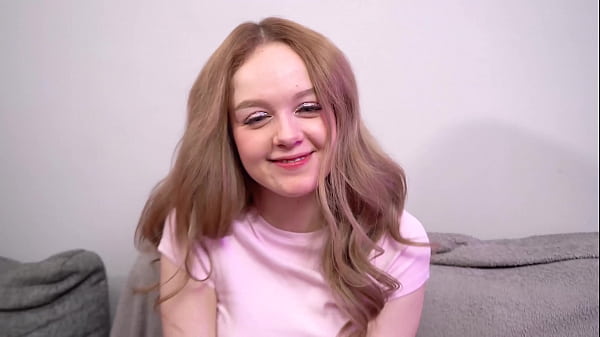 I spied on my stepcousin masturbating and offered her to have sex together  