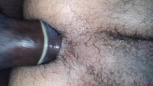 Neg&atilde;o coroa metendo