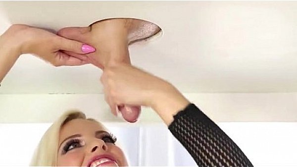 2-Ultra horny pornstar gives special massage of penis -2015-01-10-01-54-059 