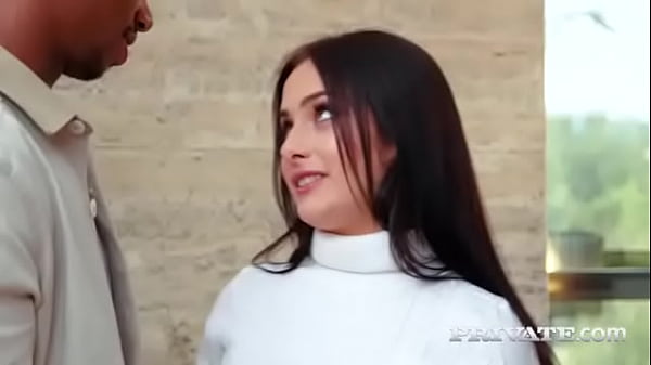 Lya Missy and Maria Wars, Horny Se&ntilde;oritas Enjoy Interracial Threesome