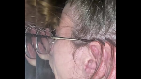 Influencer gives sloppy road head and cheats on her boyfriend