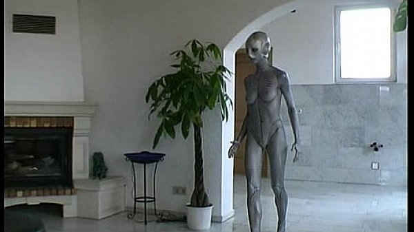 Robot babe is the perfect maid