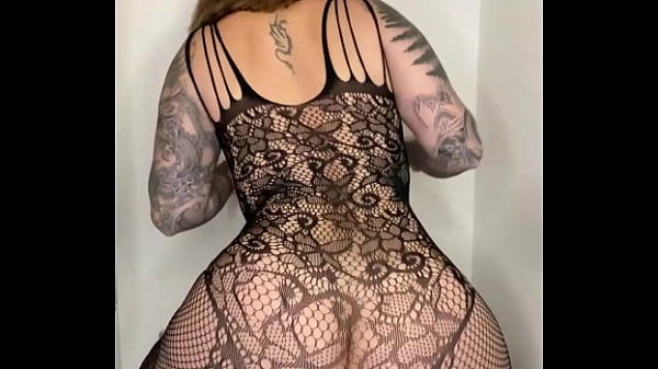 BBW PAWG Paige Turnah British pornstar takes BBC dildo