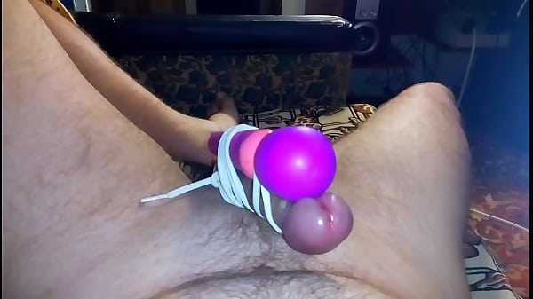 Огромный камшот от связанного с членом вибратора - замедленная съемка 