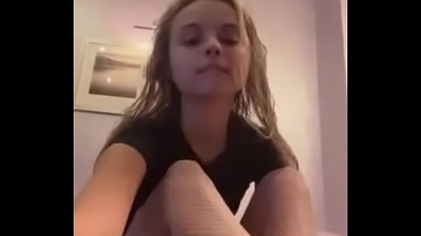 ступни в колготках 19