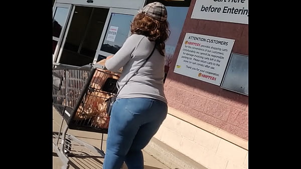Mature ghetto booty