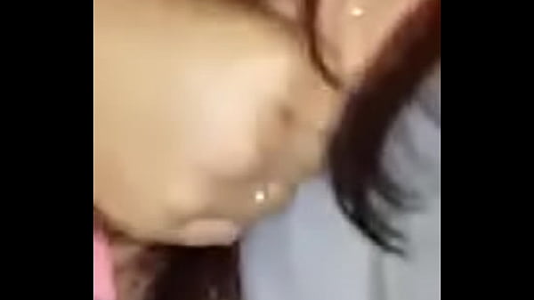 pendeja me tira la goma