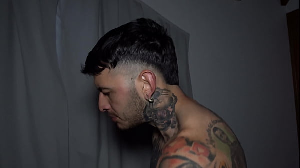 Let them do it in front of me! My girlfriend wants to see the Villa Andersons fuck - Knock Knock Club