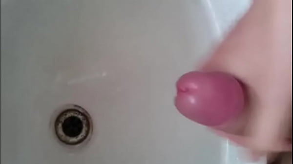 Cặc đẹp bắn tinh