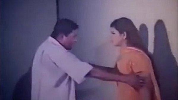 দেখুন মুনমুন কিভাবে নিজের হাতে........MP4