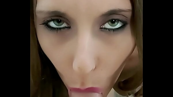 Eye contact makes the best blowjob