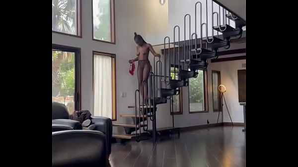 Dark Chocolate Almost Ate It Off The Stairs With Her Shirt Off #titties #ebony #Tall #Runway #Modelvibes #Highheels #Ke ...