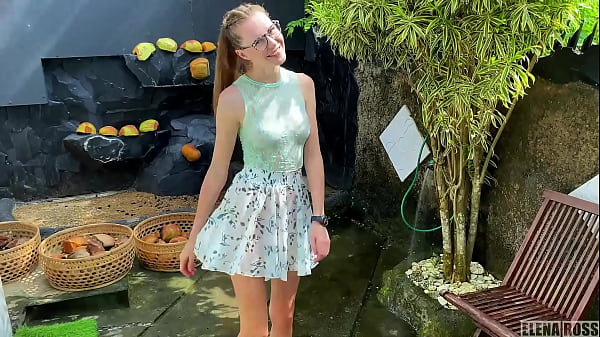 Cheerleader with a sexy face gives a blowjob and gets cum in her mouth