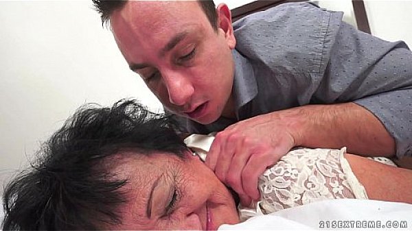 Kinky grandma fucked after massage