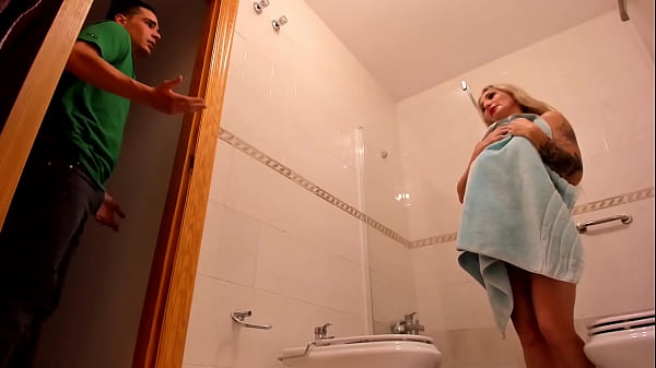 MY STEPSON SPIES ON ME IN THE SHOWER AND I TELL HIM TO FUCK ME AND CUM IN MOUTH, DAD WILL BE BACK LATE  