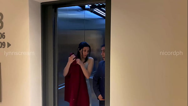 I share a bed with my boss by mistake and we end up fucking - LynnScream