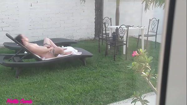 mi cu&ntilde;ada se masturba hasta eyacular y no se da cuenta que la estoy grabando