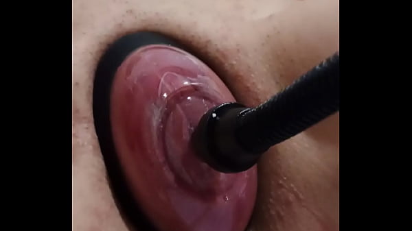 Deutsche Prostituierte Nazi Hure MILF Sandra vaginal pumpe, frisst hundefutter, Kehlenfick, kotzt und schluckt sperma  