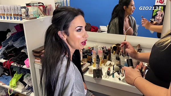 Behind the scenes #75, Silvia Dellai, Laura Fiorentino, Louise Lee and others. More info in description XF140