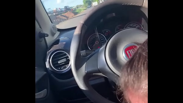 Gozei na boca da garota que encontrei na esquina