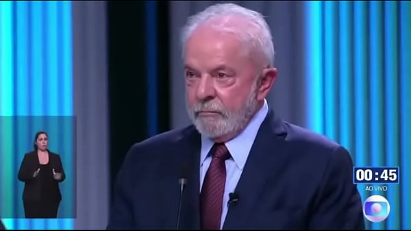 Velho socando verdades no cu do padre