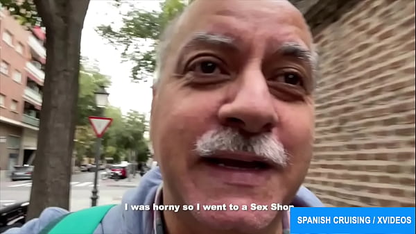 Machos follando en lugares p&uacute;blicos 