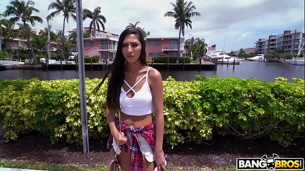 BANGBROS - Gianna Dior Interviewed By BangBus Crew 