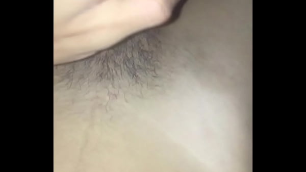 Magrinho mostrando a rola gostosa  