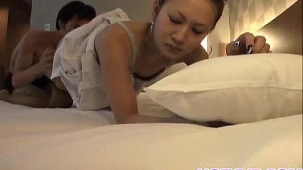 Yuki Kagami with dark nipples rides woody