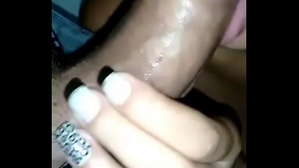 Morena paga uma gulosa