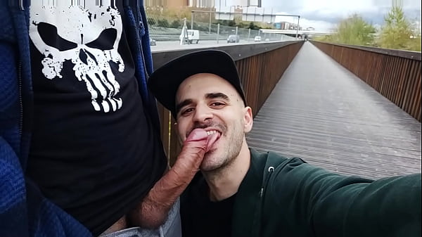 Xisco encuentra a Leo Bulgari en un puente, se la mama en p&uacute;blico con coches y personas alrededor  