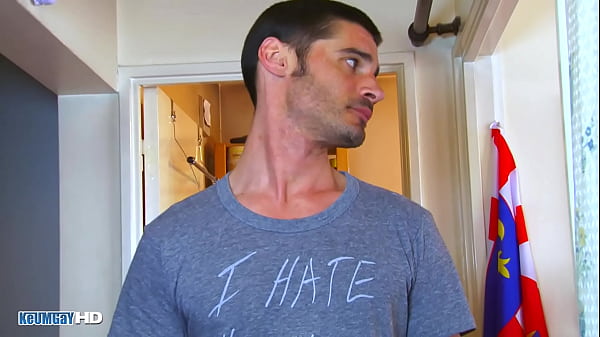 Big dick a hetero male serviced in a shower. 