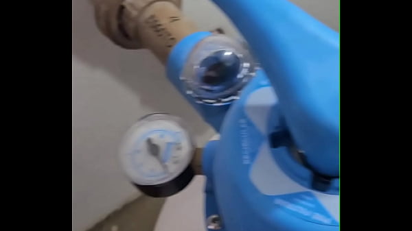 Eu sinto um tes&atilde;o imenso na minha patroa, ainda vou come essa puta