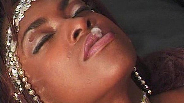 Metro - Shoetime - scene 4