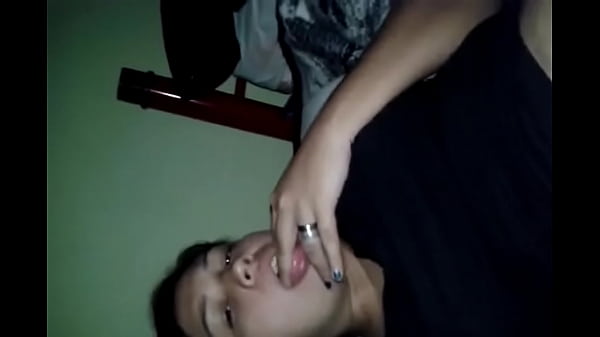 Le gusta masturbarse