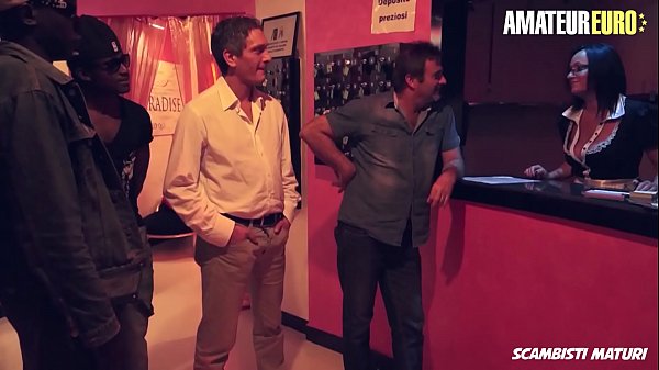 AMATEUR EURO - Big Tits Sexy MILF Laura Rey Hotel Group Fun With BBC 