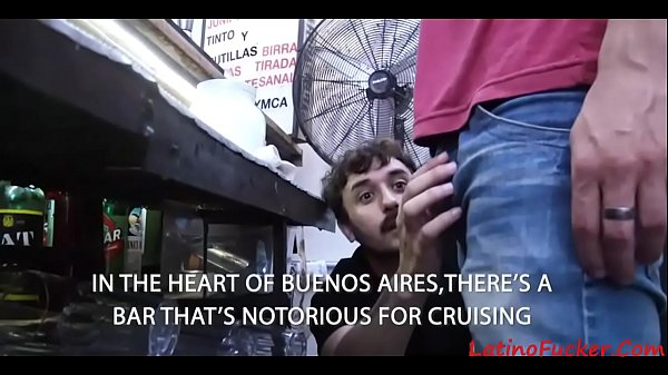 Latino dude fucks HARD