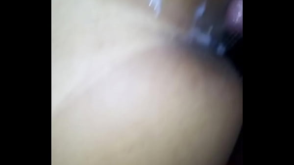 Gozando em cima do cuzinho