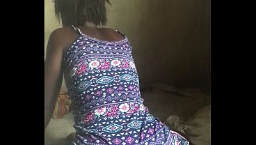 Crazybitch having fun in her room all day without stepping a feet outside