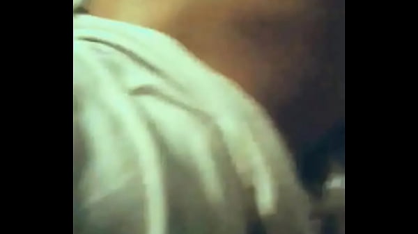 Se la chupo y se viene en mi boca