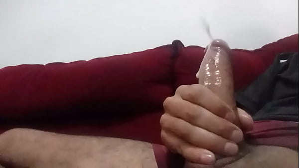 Piroca grossa gozando