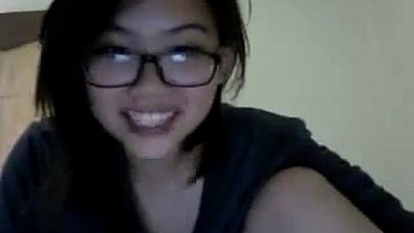 Sweet Asian Cam Girl Gets Naked