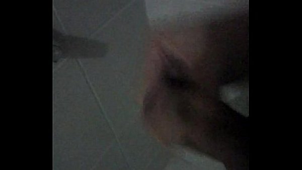 Rica Paja En Mi Ba&ntilde;o