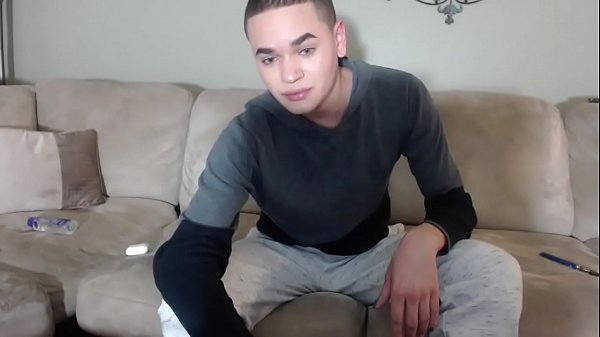 Sexy Twink eating cum