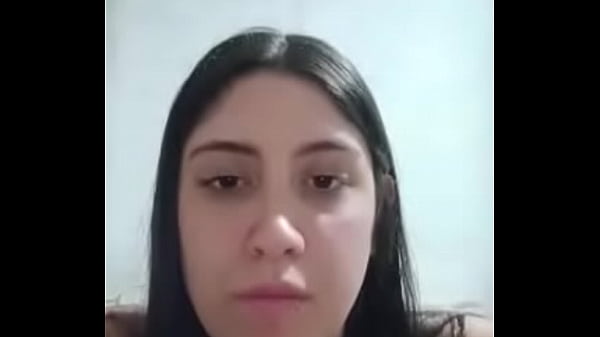 HERMOSA LOQUITA SE TOCA EN SU ALCOBA
